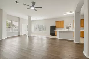 422 Red Sage Ln, Duncanville, TX 75137 - Photo 5