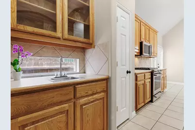 1949 Stonecourt Drive, Bedford, TX 76021 - Photo 7