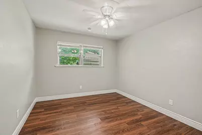 5237 Greene Avenue, Fort Worth, TX 76133 - Photo 11
