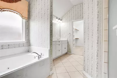[Address not provided], Arlington, TX 76001 - Photo 11