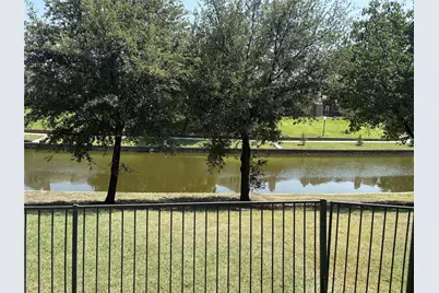 308 Riverwalk Lane, Irving, TX 75063 - Photo 5