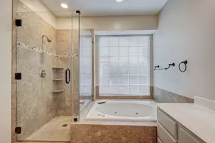 2816 Lakehollow Ln, Flower Mound, TX 75028 - Photo 27