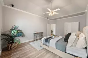 6945 Shoreview Dr, Grand Prairie, TX 75054 - Photo 3