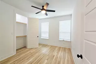 206 S Village Way, Lewisville, TX 75057 - Photo 7