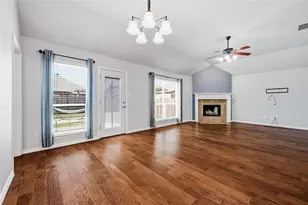 9025 Riverfalls Dr, Fort Worth, TX 76118 - Photo 11