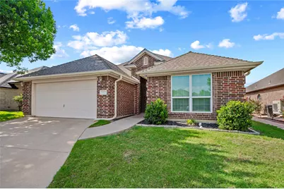 9025 River Falls Drive, Fort Worth, TX 76118 - Photo 7