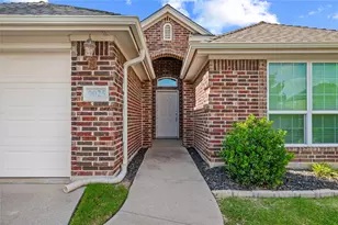 9025 Riverfalls Dr, Fort Worth, TX 76118 - Photo 9