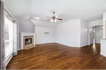 9025 River Falls Drive, Fort Worth, TX 76118 - Photo 13