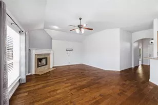 9025 Riverfalls Dr, Fort Worth, TX 76118 - Photo 13