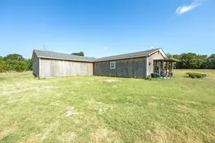 1609 Sweet Springs Rd, Weatherford, TX 76088 - Photo 23
