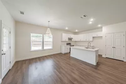 100 Round Hill Way, Runaway Bay, TX 76426 - Photo 17