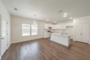 100 Round Hill Way, Runaway Bay, TX 76426 - Photo 17