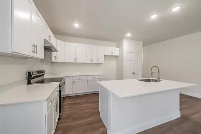 100 Round Hill Way, Runaway Bay, TX 76426 - Photo 15
