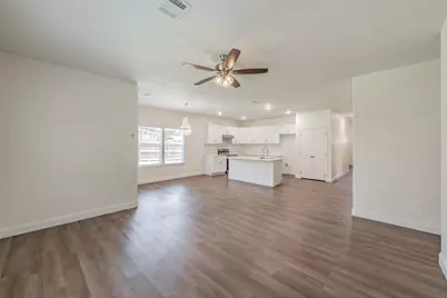 100 Round Hill Way, Runaway Bay, TX 76426 - Photo 19