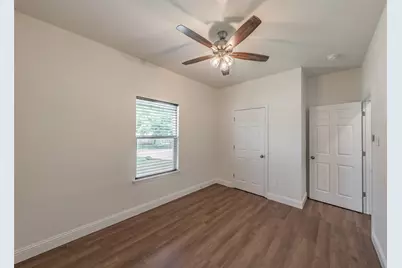 100 Round Hill Way, Runaway Bay, TX 76426 - Photo 23