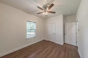 100 Round Hill Way, Runaway Bay, TX 76426 - Photo 23