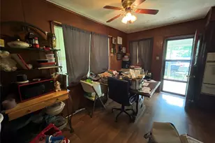 908 Birch St, Palestine, TX 75801 - Photo 7