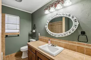 1600 S Timber Ct, Benbrook, TX 76126 - Photo 17