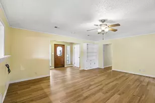 1600 S Timber Ct, Benbrook, TX 76126 - Photo 3