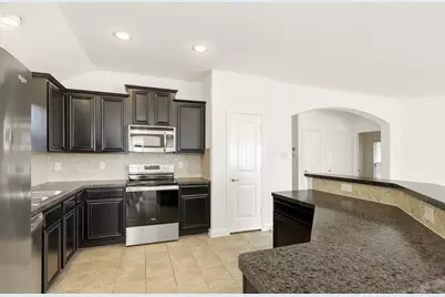 2041 Shady Glen Trail, Princeton, TX 75407 - Photo 5