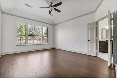 2468 Lakeland Drive, Grand Prairie, TX 75054 - Photo 17