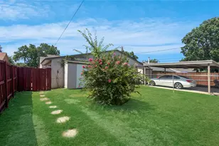 674 W Warrior Trl, Grand Prairie, TX 75052 - Photo 17