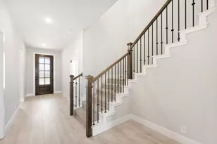 1006 Goldenrod Dr, Justin, TX 76247 - Photo 5