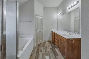 2233 Caroline Dr, Weatherford, TX 76087 - Photo 15