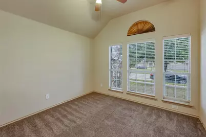 2233 Caroline Drive, Weatherford, TX 76087 - Photo 9