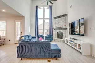 2009 Roundtree Cir E, Fort Worth, TX 76008 - Photo 15
