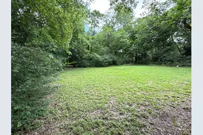 321 Beckham Street W, Sulphur Springs, TX 75482 - Photo 13