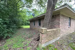 321 Beckham St W, Sulphur Springs, TX 75482 - Photo 3
