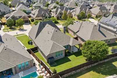 1004 W Bluff Way, Roanoke, TX 76262 - Photo 25