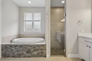 1004 W Bluff Way, Roanoke, TX 76262 - Photo 13