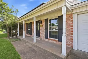117 Wake Dr, Richardson, TX 75081 - Photo 3