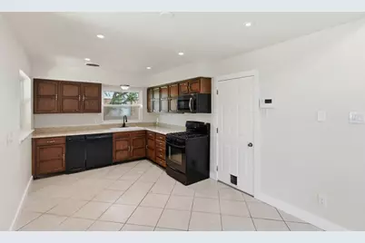 117 Wake Drive, Richardson, TX 75081 - Photo 9