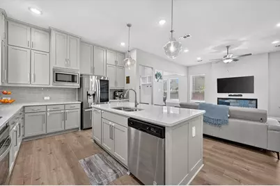 12991 Vinson Drive, Farmers Branch, TX 75234 - Photo 11