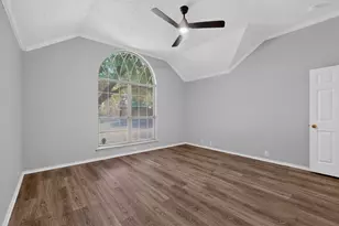 1264 Bedford Ln, Lewisville, TX 75077 - Photo 13