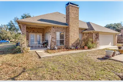 345 Huggins Drive, Springtown, TX 76082 - Photo 23