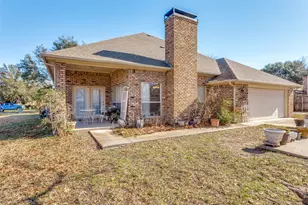 345 Huggins Dr, Springtown, TX 76082 - Photo 23