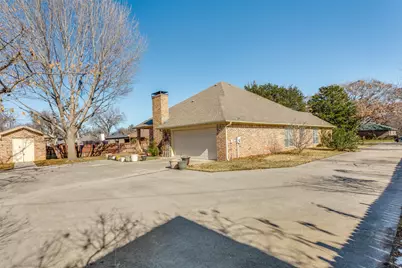 345 Huggins Drive, Springtown, TX 76082 - Photo 25
