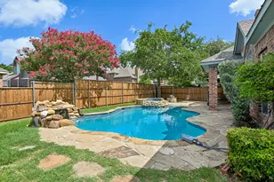2225 Kings Forest Ln, Flower Mound, TX 75028 - Photo 3