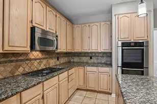 2225 Kings Forest Ln, Flower Mound, TX 75028 - Photo 11