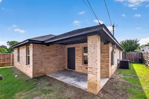1504 Missouri Ave, Fort Worth, TX 76104 - Photo 19