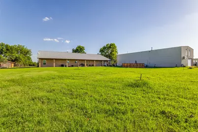 1590 Farm Road 2352A, Sumner, TX 75486 - Photo 33