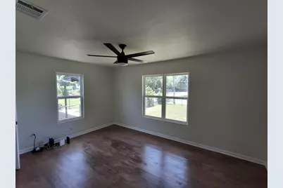2707 Engle Avenue, Dallas, TX 75233 - Photo 11