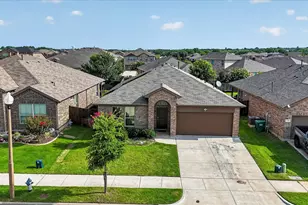 320 Grassland Dr, Denton, TX 76210 - Photo 1