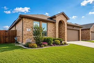 320 Grassland Dr, Denton, TX 76210 - Photo 1