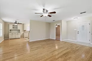 605 Maple Dr, Pilot Point, TX 76258 - Photo 11