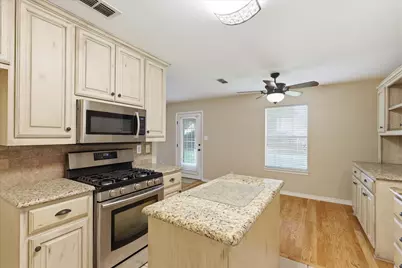 605 Maple Drive, Pilot Point, TX 76258 - Photo 21